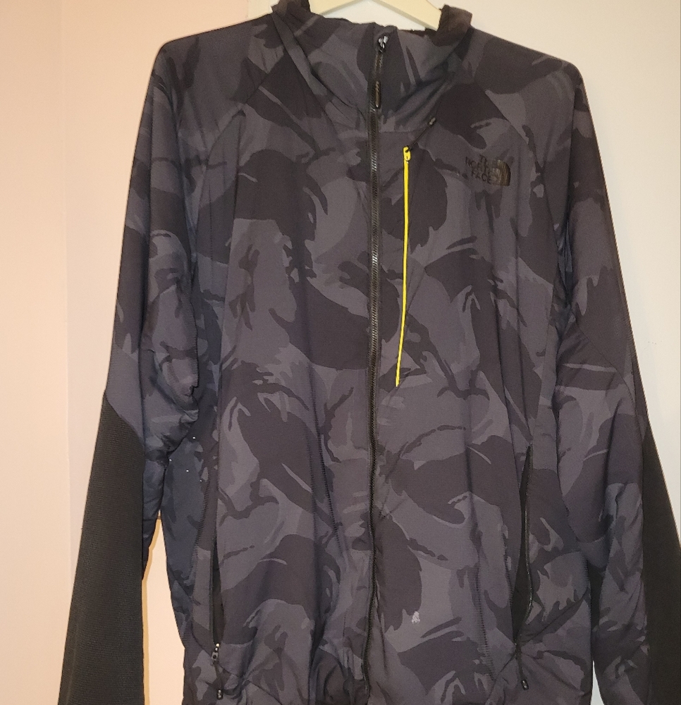 The North Face – Ventrix Water Resistant Ripstop Jacket